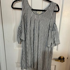 Max Studio Women’s Top